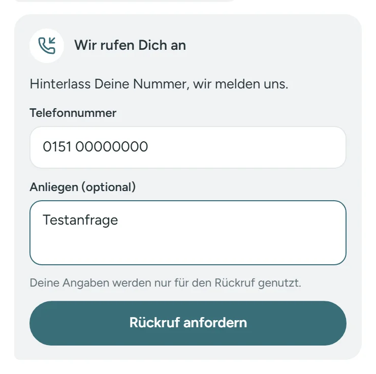 Geöffnetes Rückruf-Formular im Chat mit Feldern für Telefonnummer und Anliegen